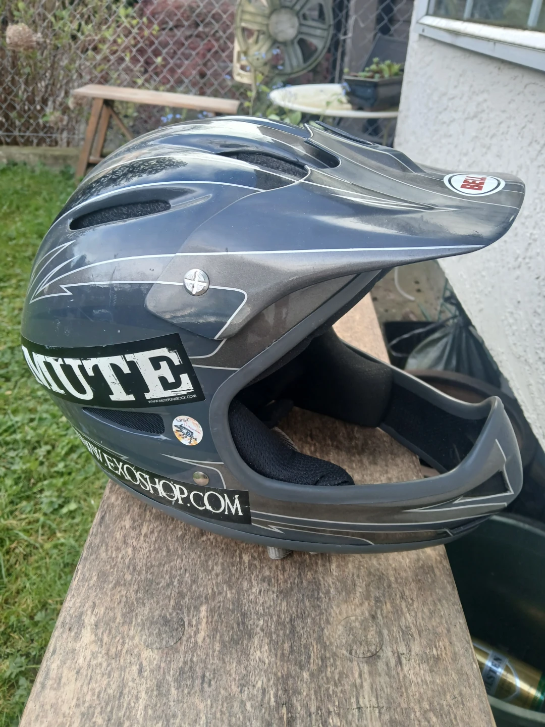 Bell Full Faced Bike Helmet - photo 2