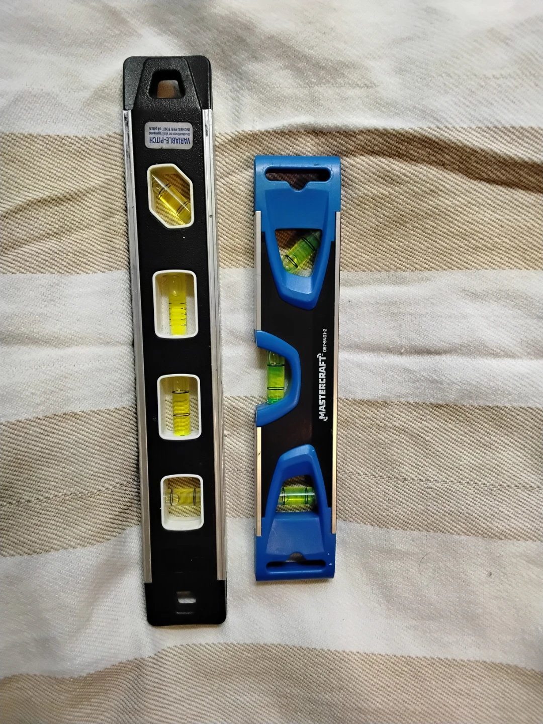 2x Mastercraft levels - photo 2