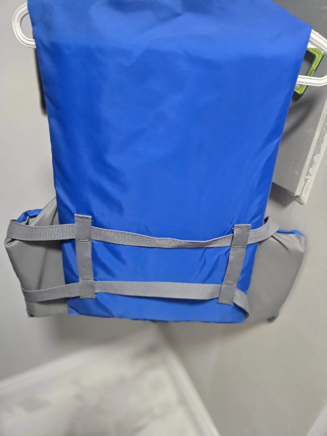 Stearns Adult Universal Life Vest - photo 2