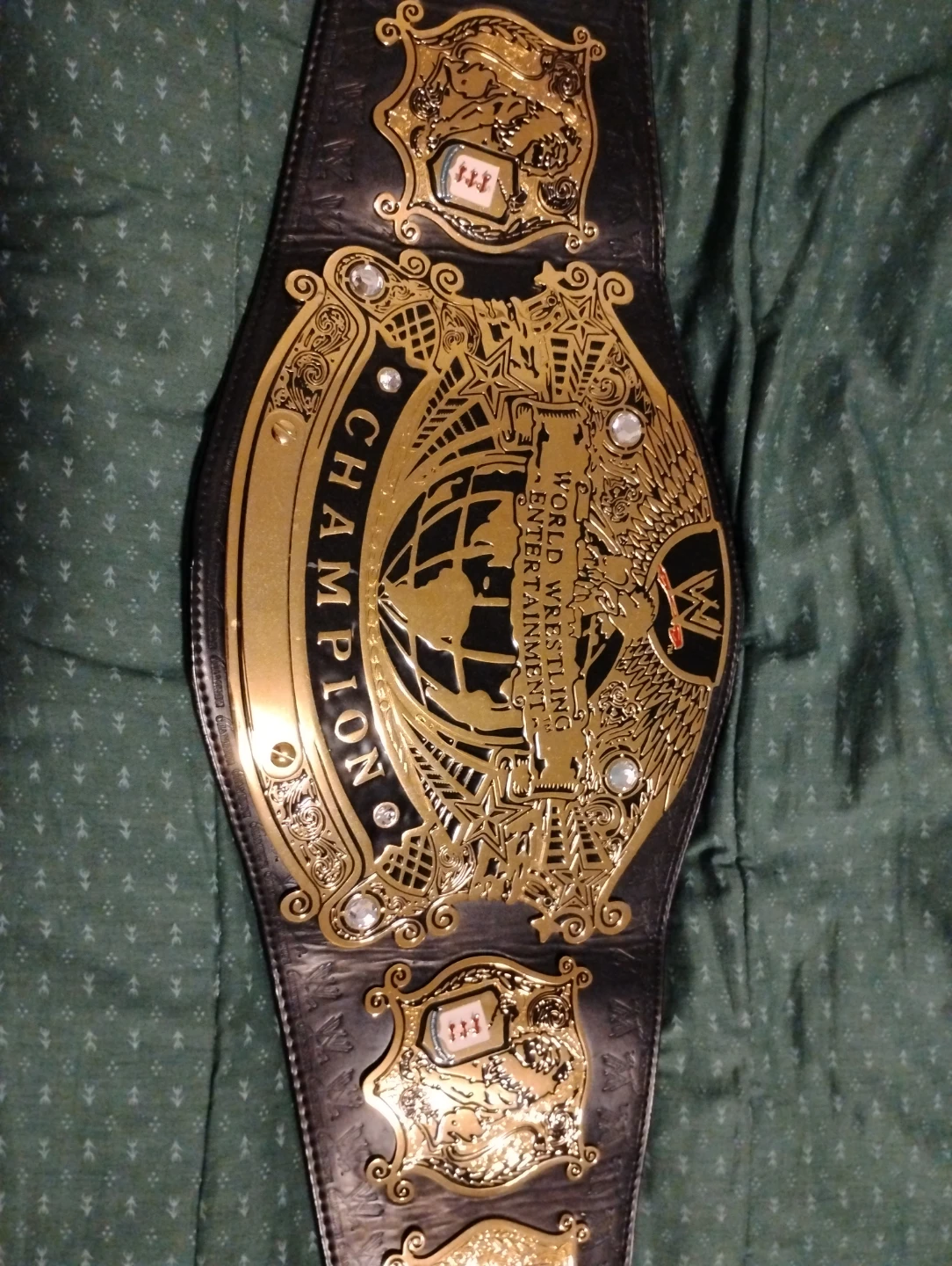 Selling A W.W.E Undisputed Wrestling Championship Belt - photo 3