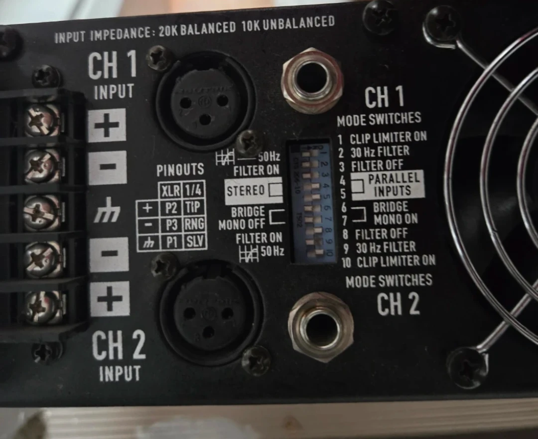 QSC RMX 2450 Professional Power Amplifier - photo 4