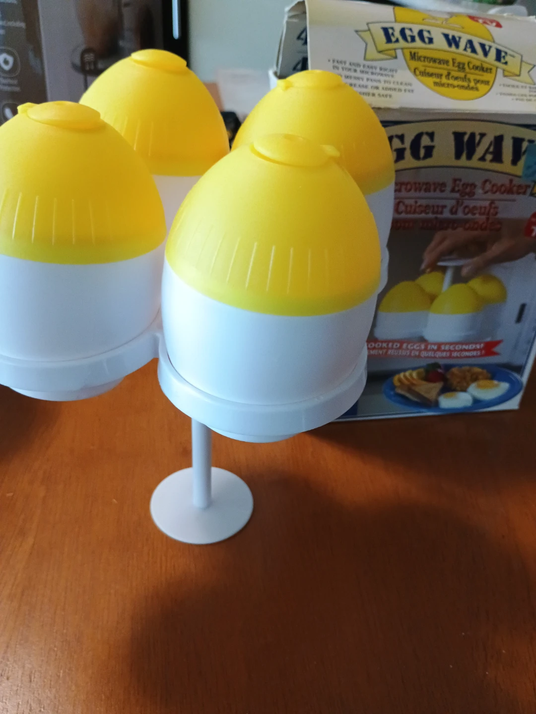 👍 Egg Wave Microwave Egg Cooker - 4 Eggs - photo 2