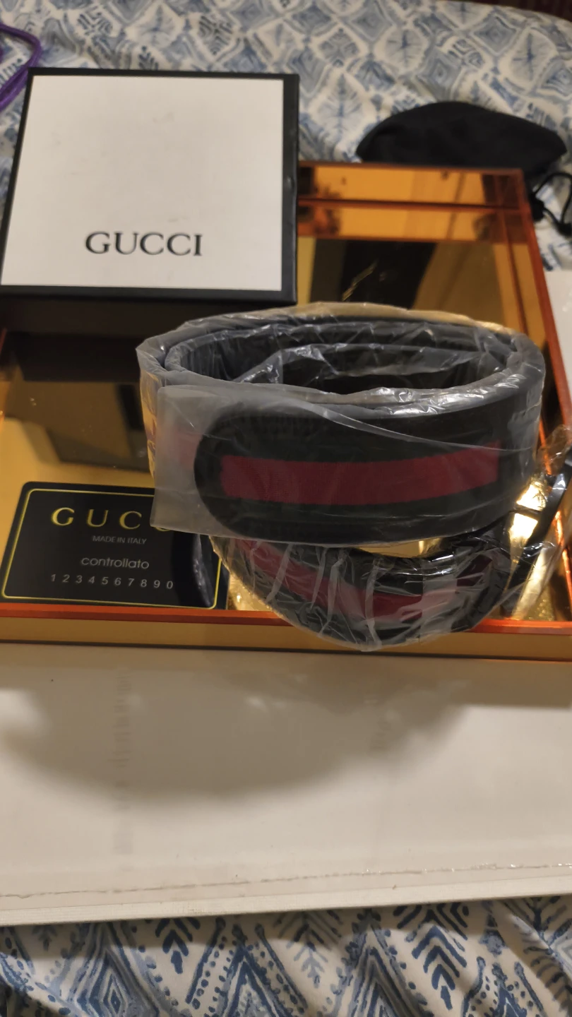 Gucci Belt with Gold GG Buckle - photo 3
