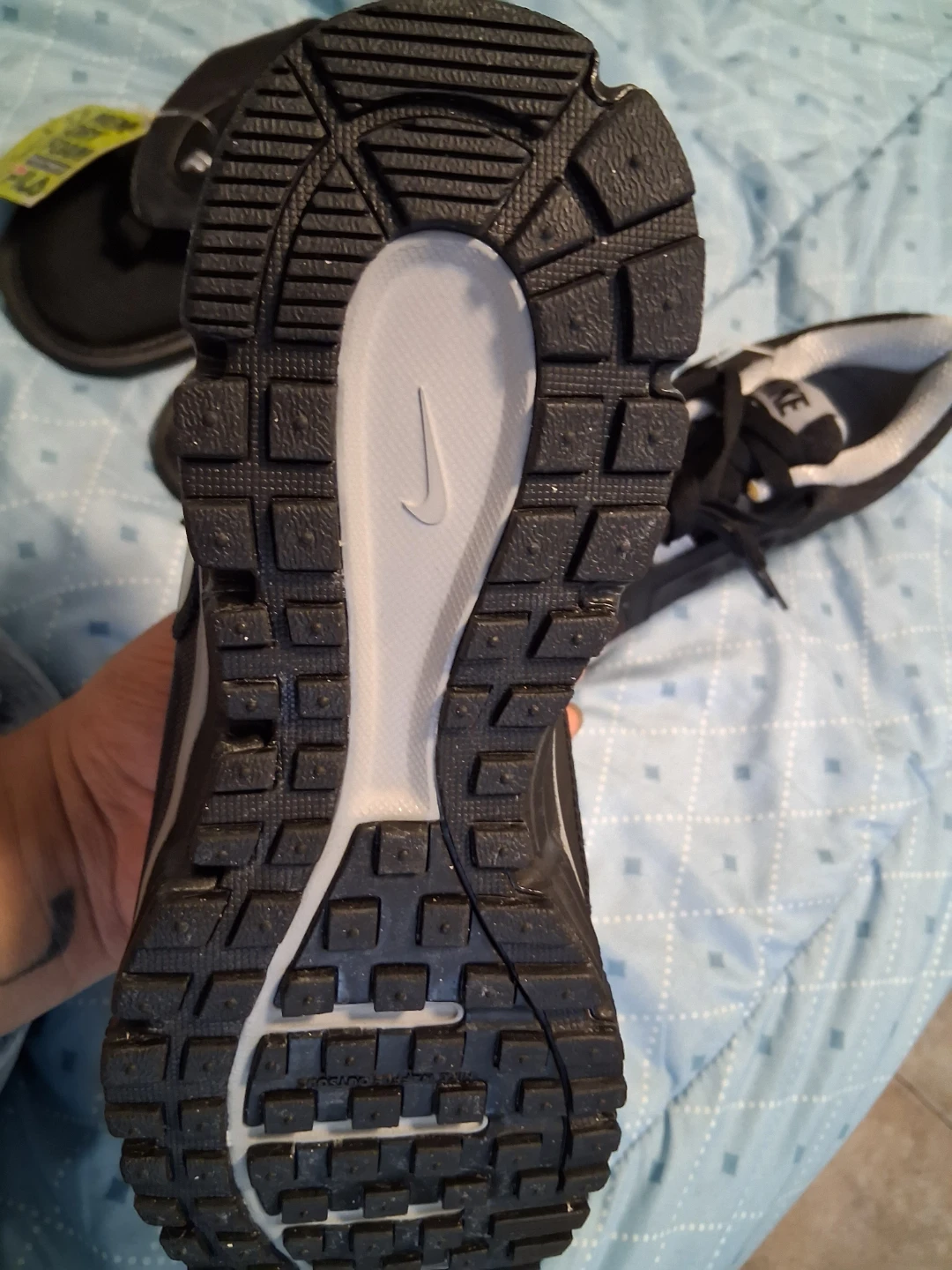 Nike Dual Fusion Running Shoes & Fila Memory Foam Flip Flops - photo 3