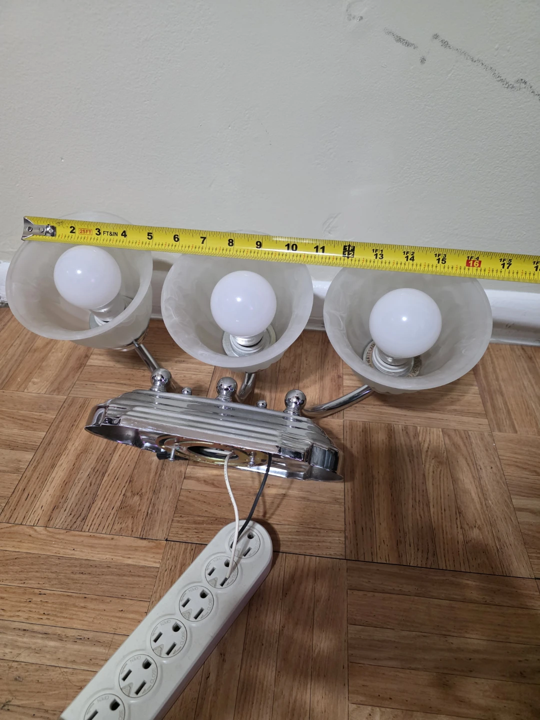 3-Light Vanity Fixture - photo 2