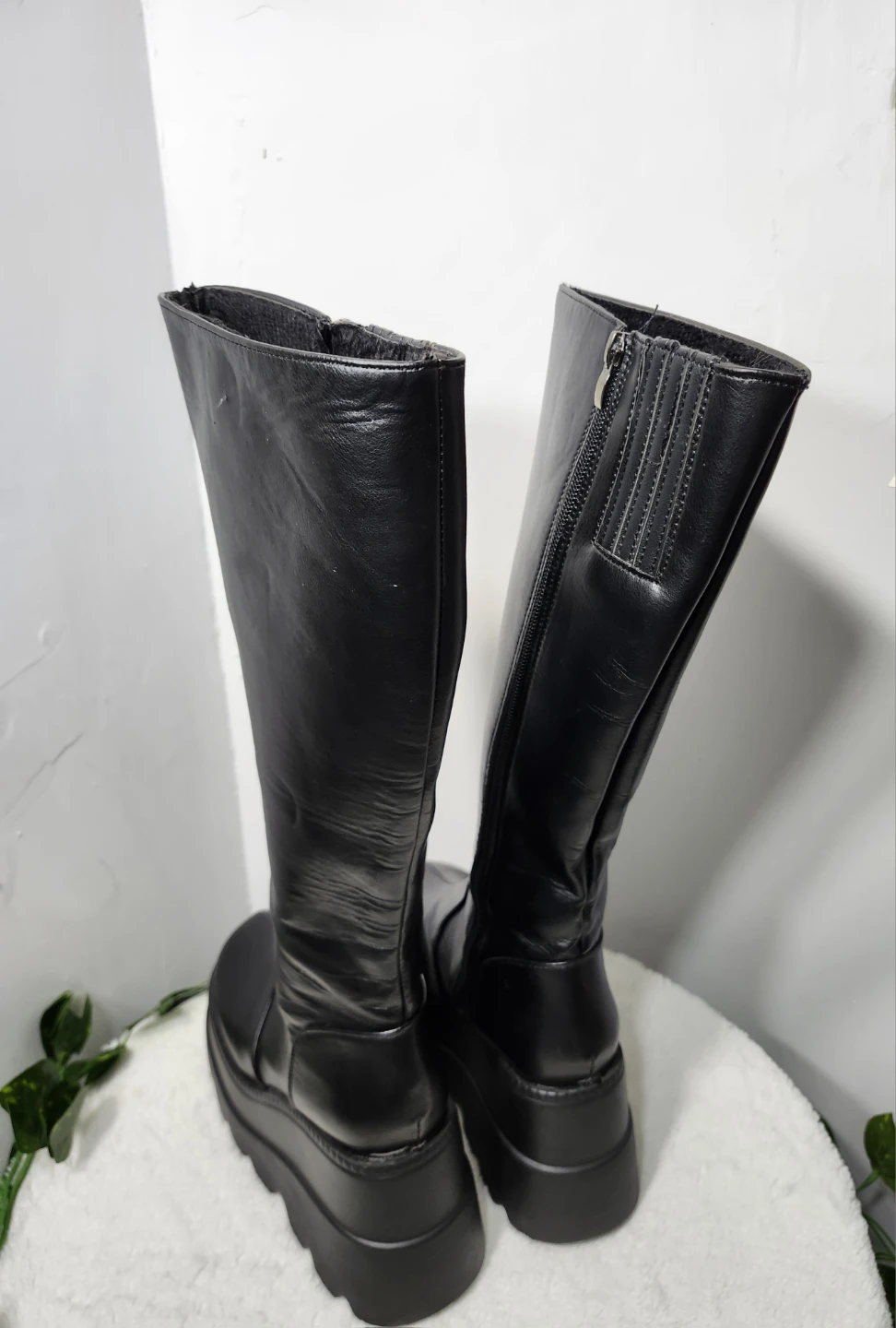Black Platform Knee-High Boots - photo 3