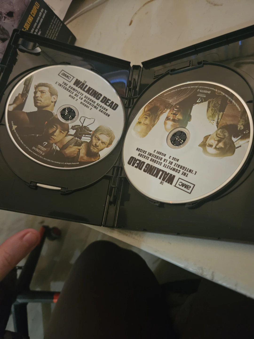 The Walking Dead: The Complete Second Season DVD - photo 5