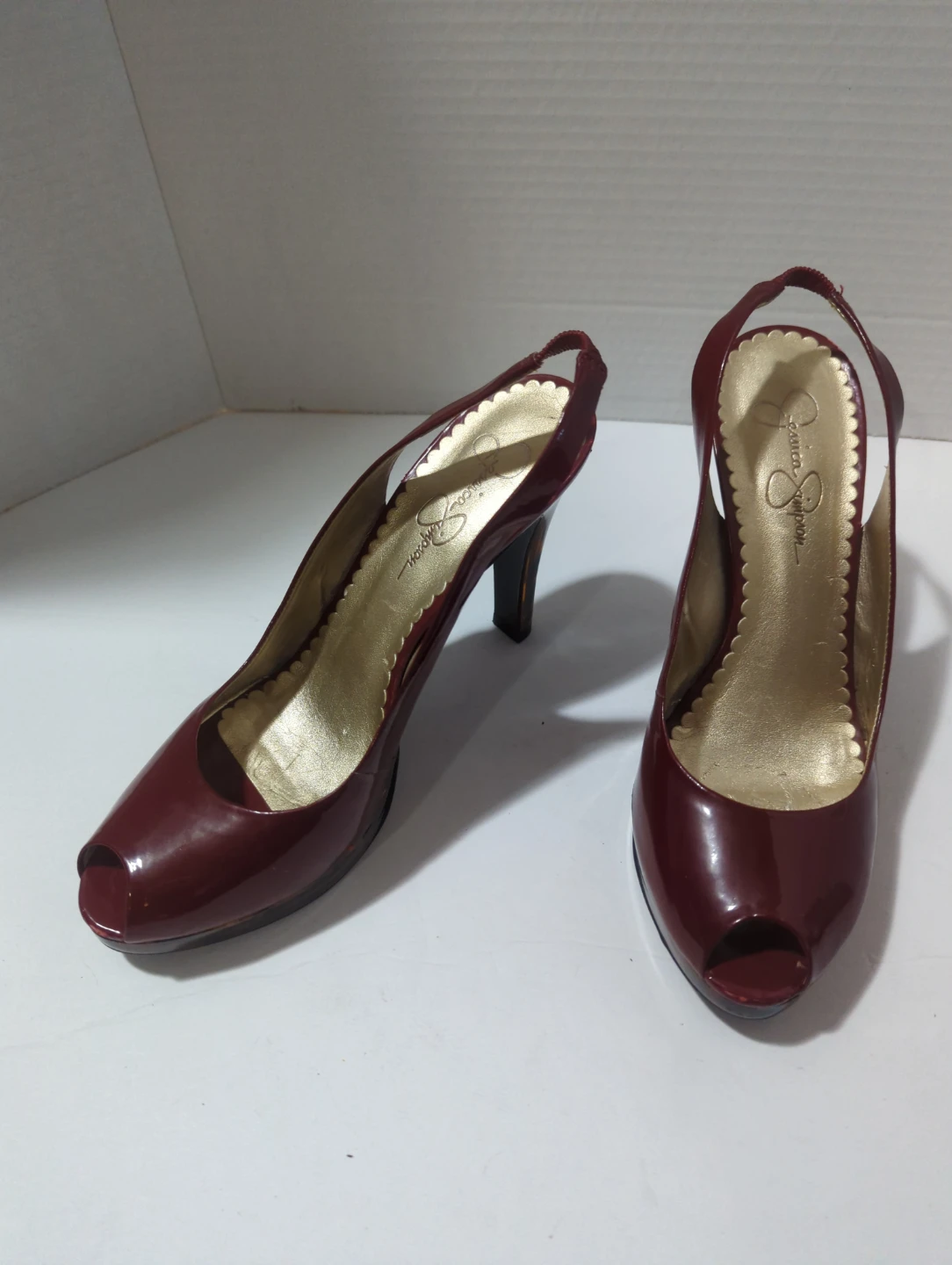 Jessica Simpson Red Patent Slingback Heels Peep Toe Pumps - photo 2