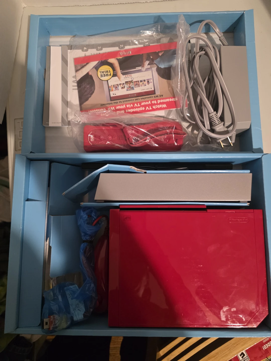 Nintendo Wii Red Edition Console Bundle with Games - photo 3