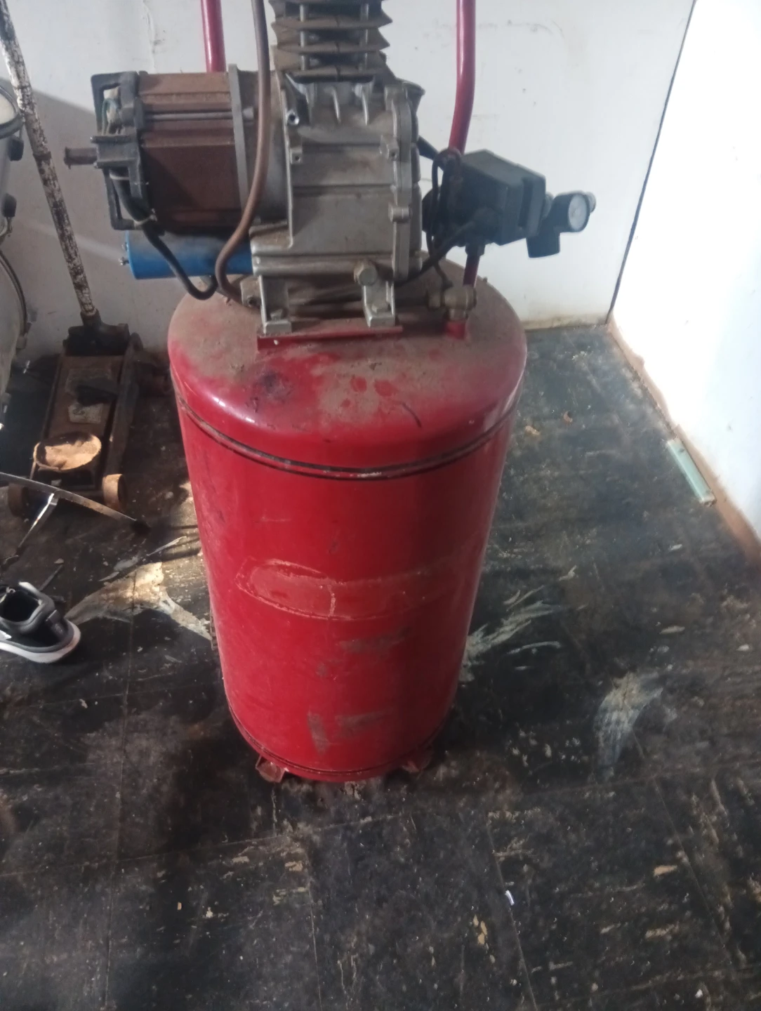ALTON Air Compressor AT 01206 - photo 3
