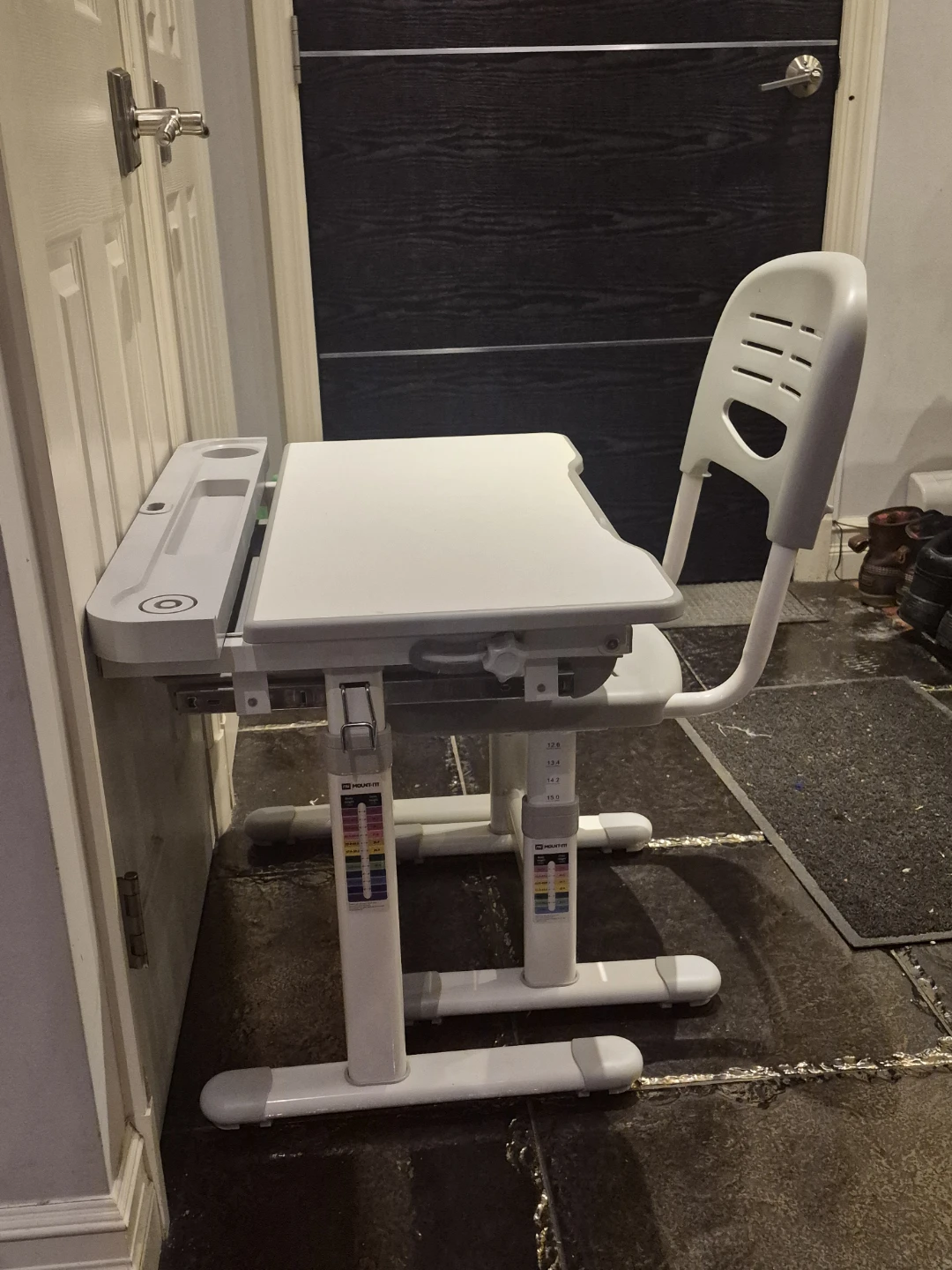 Adjustable Kids Desk and Chair Set - photo 5