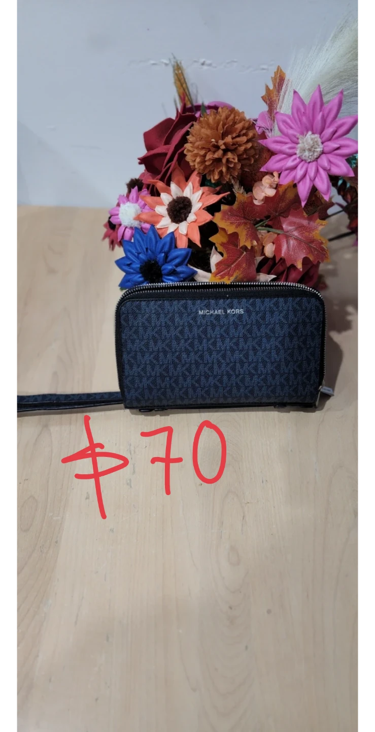 Michael Kors Studded Satchel Handbag - photo 5