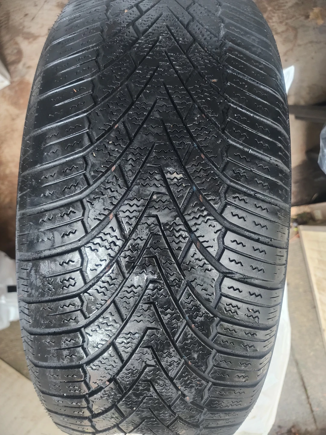 235/55R18 104H XL Tire - photo 2