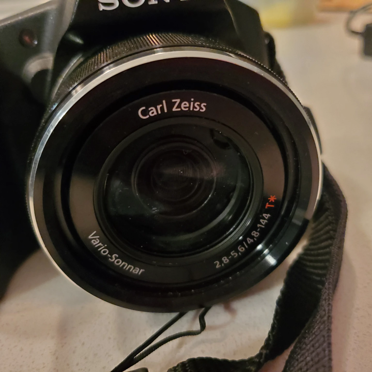 Sony Cyber-shot DSC-HX200V Digital Camera - photo 5