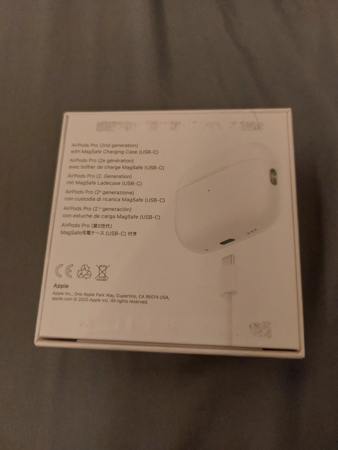 Apple AirPods Pro (2nd generation) with MagSafe Charging Case - photo 2
