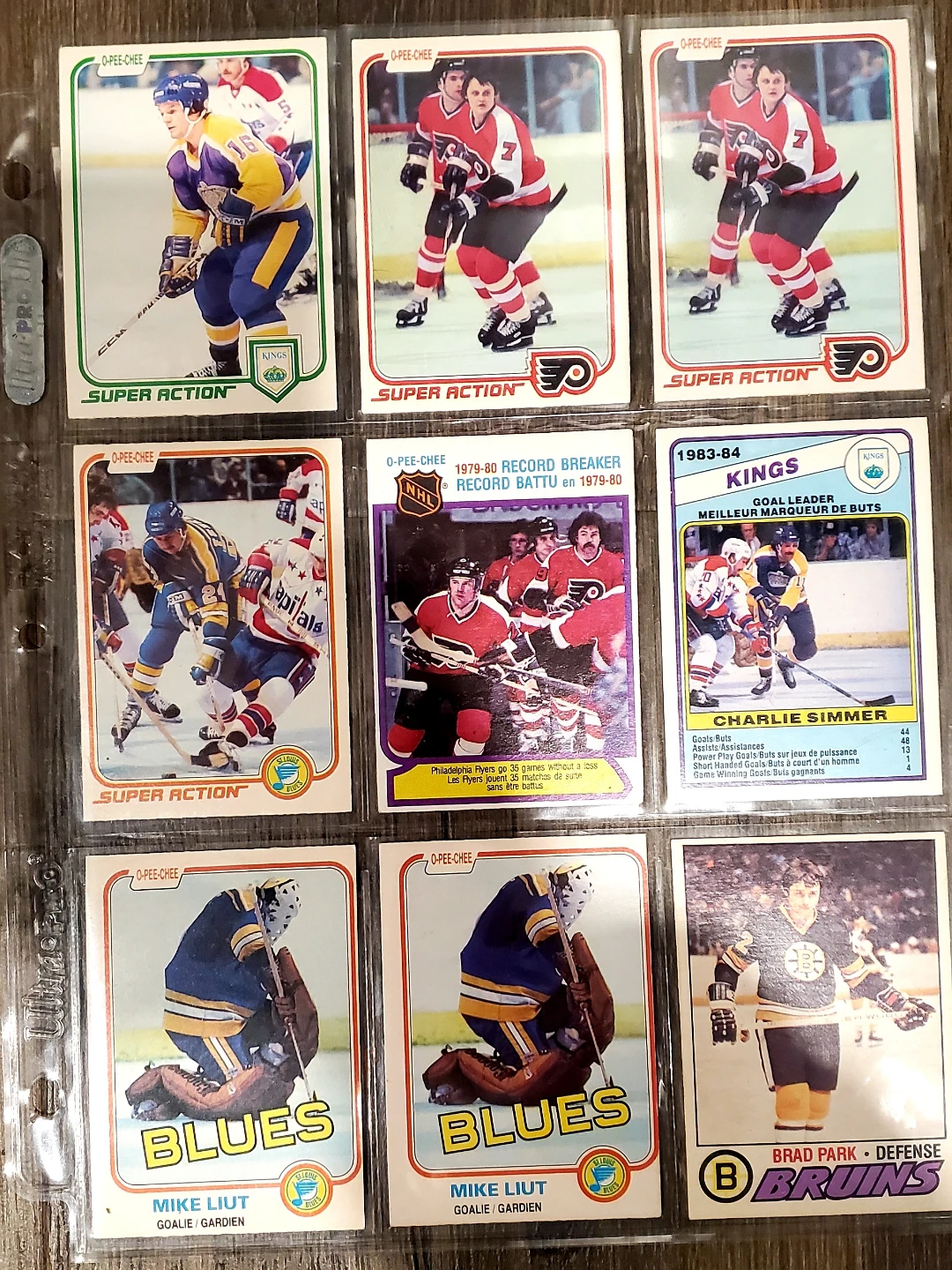 Vintage hockey card lot - photo 3