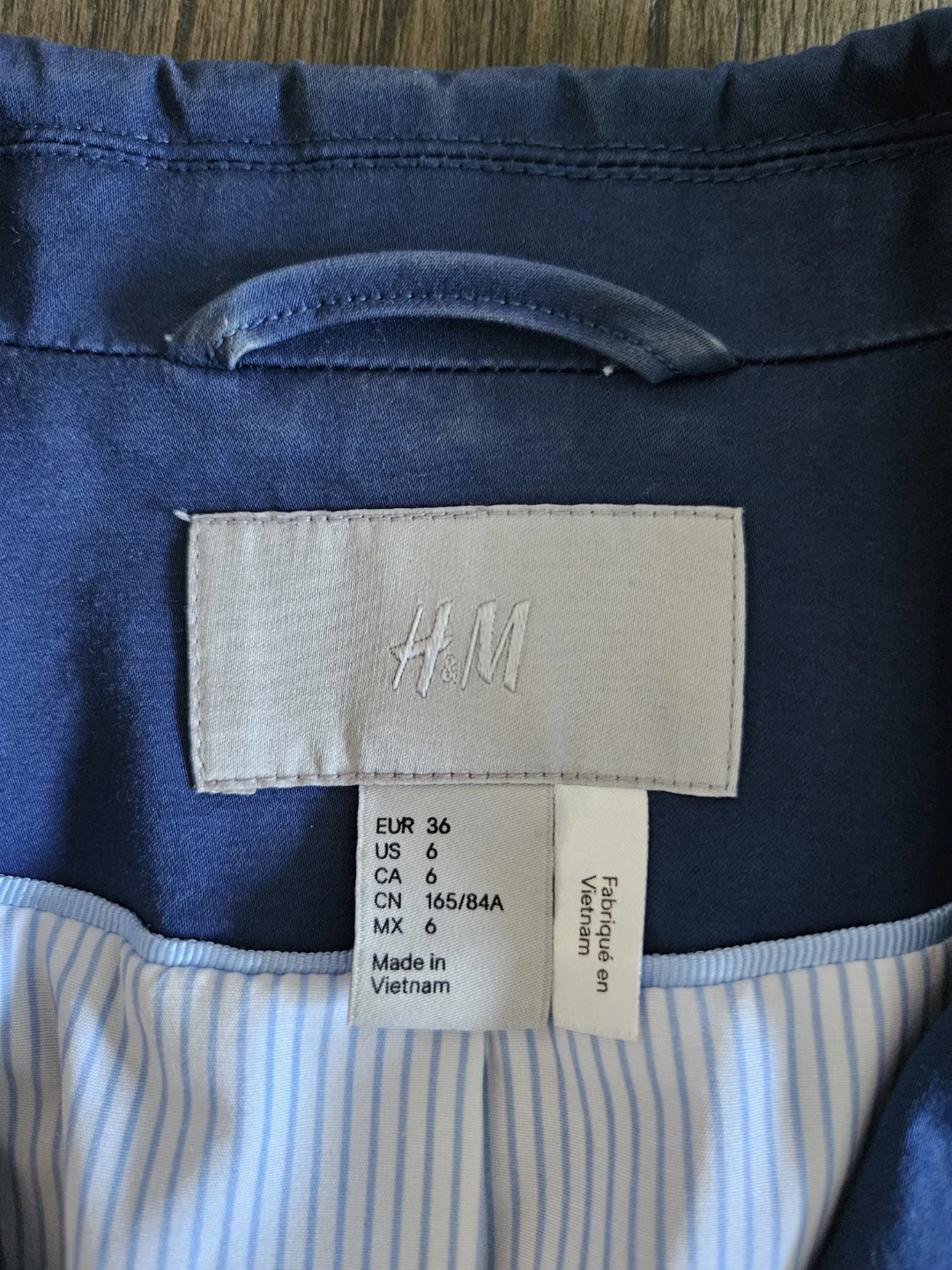 H&M Navy Blue Blazer Size 6 - photo 5