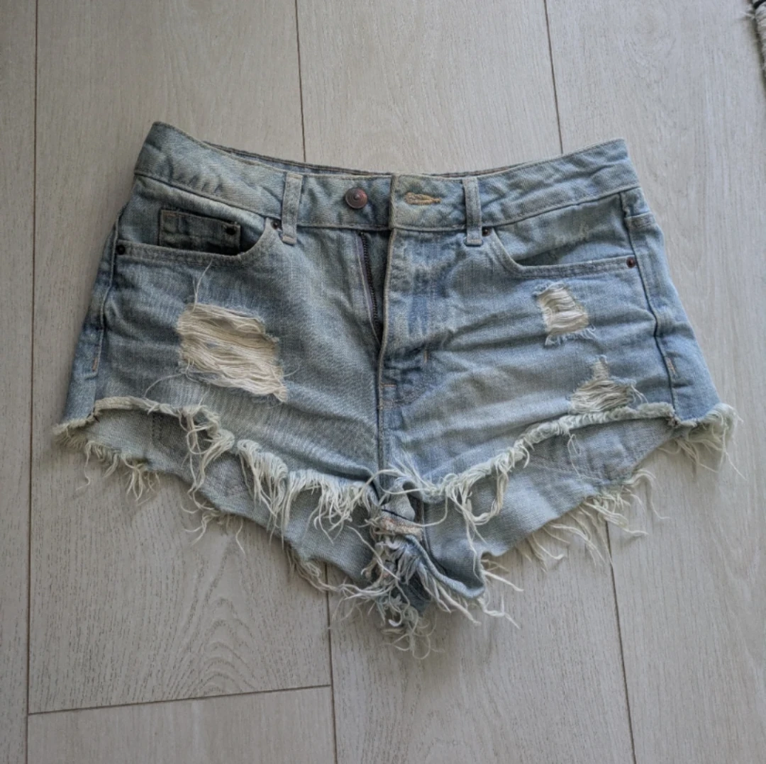 H&M Denim Shorts - Size 4
