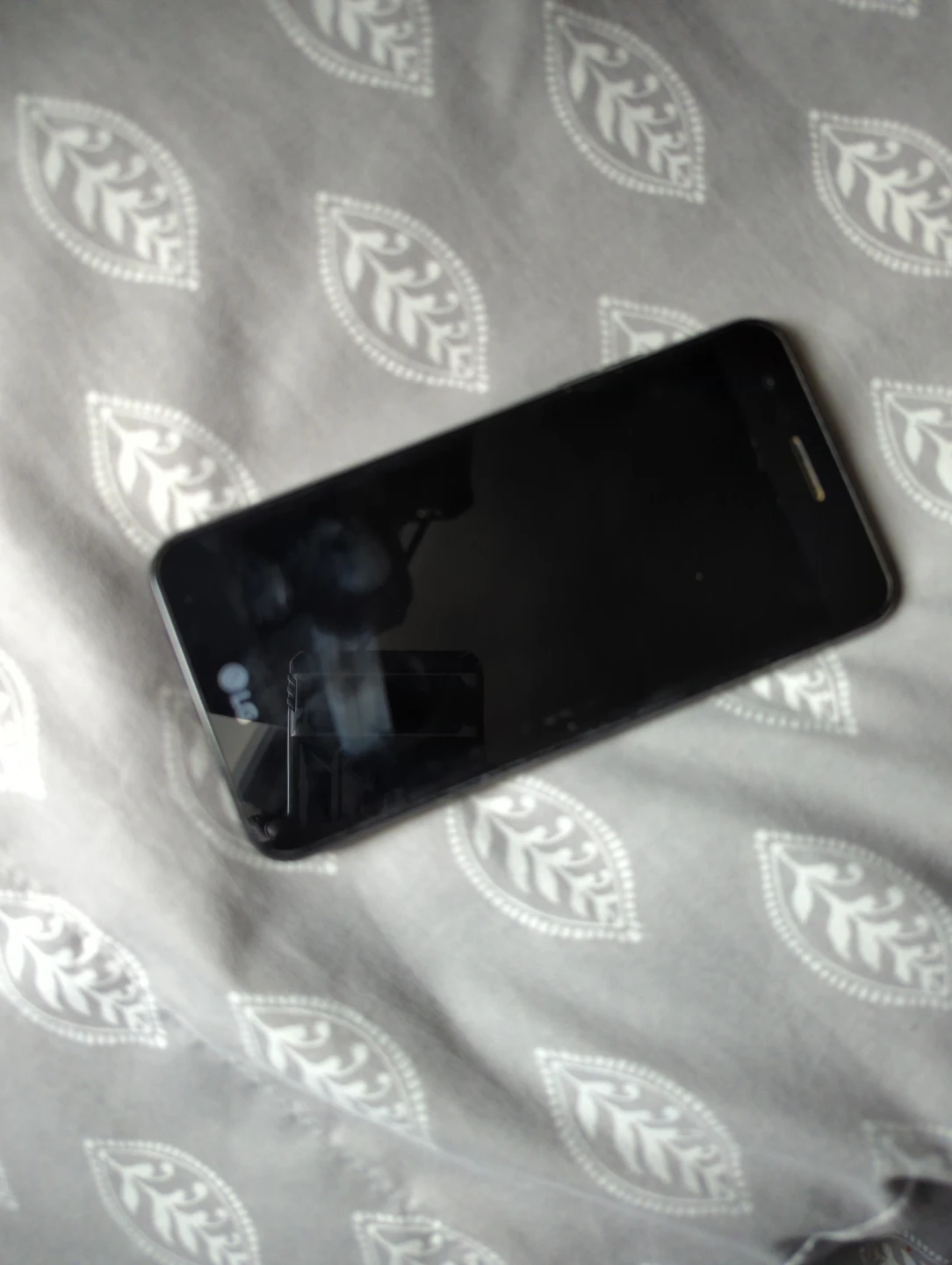 LG Smartphone - photo 2
