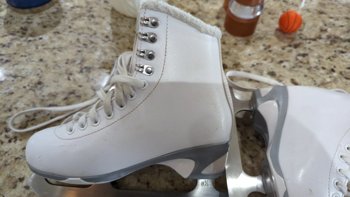 Jackson "Cameo" 1500 Figure Skates size 3