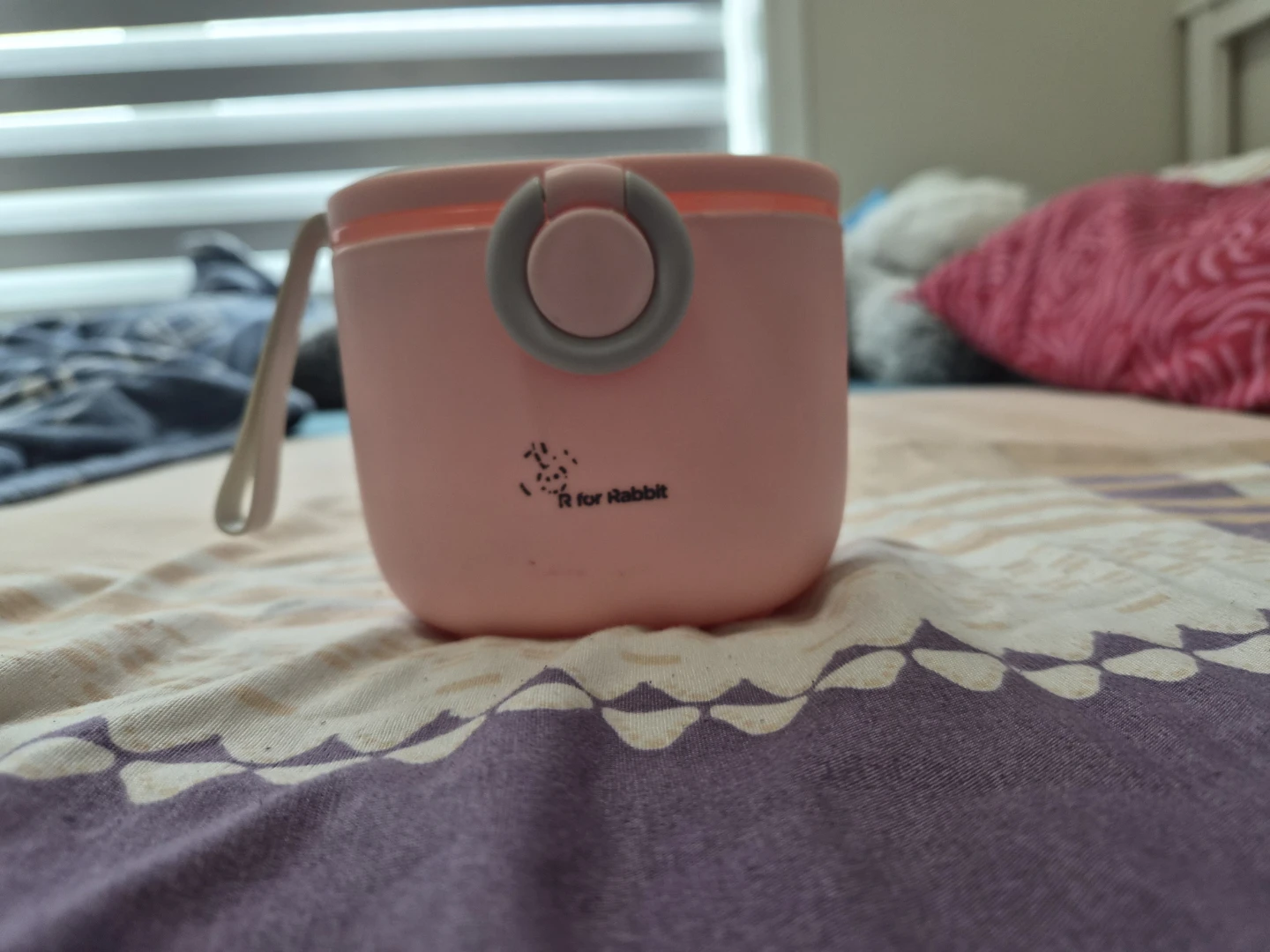 Baby Formula Dispenser (Pink – R for Rabbit) - photo 4