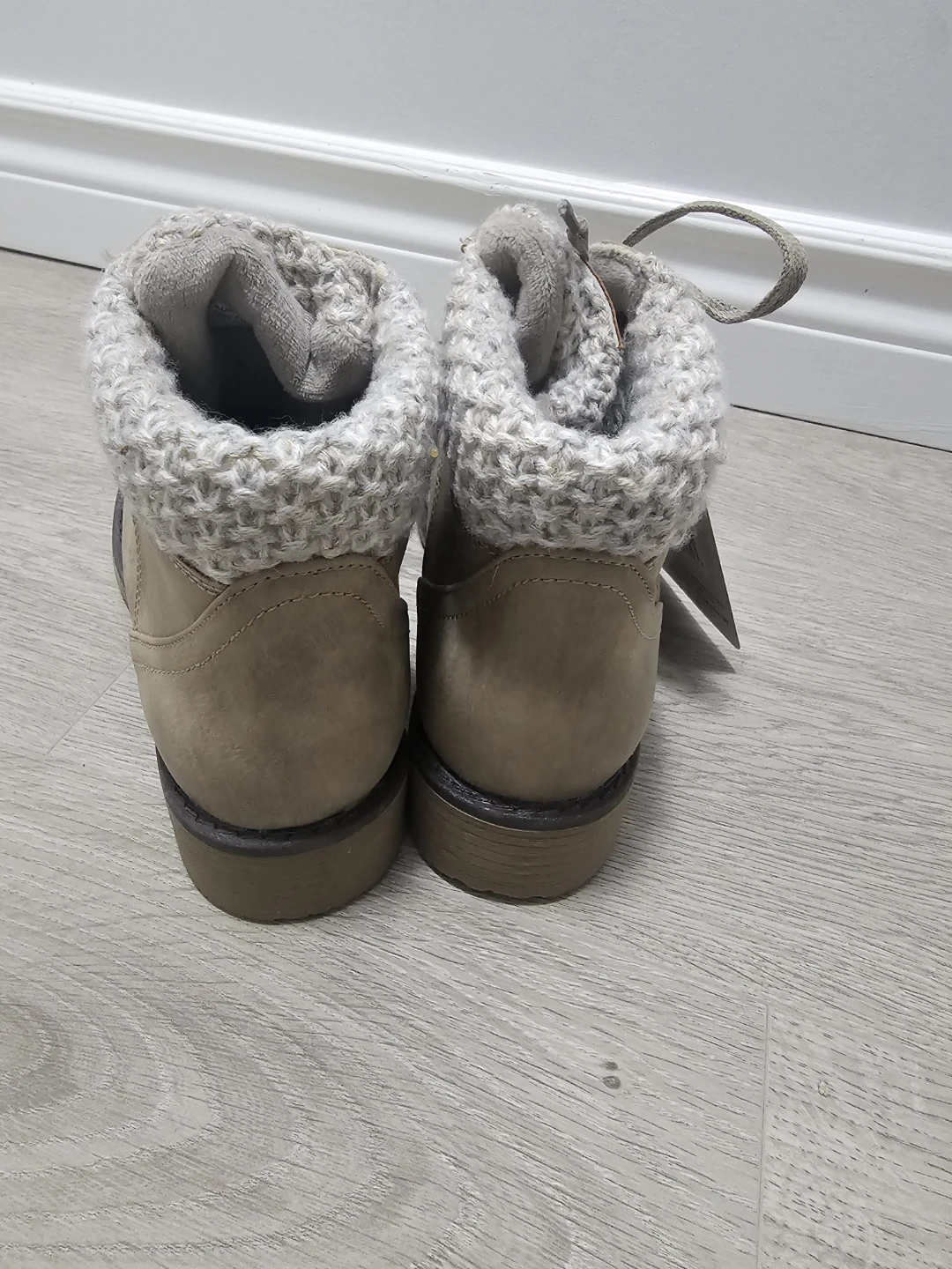 NWT Lukees Women's Lace-Up Ankle Boots - photo 4