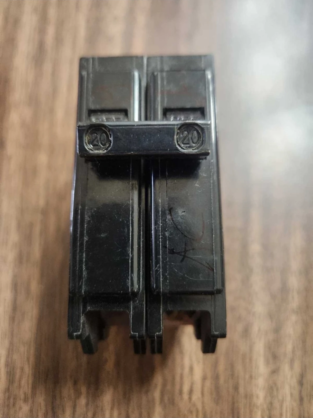 COMMANDER CB2020 Circuit Breaker - photo 5
