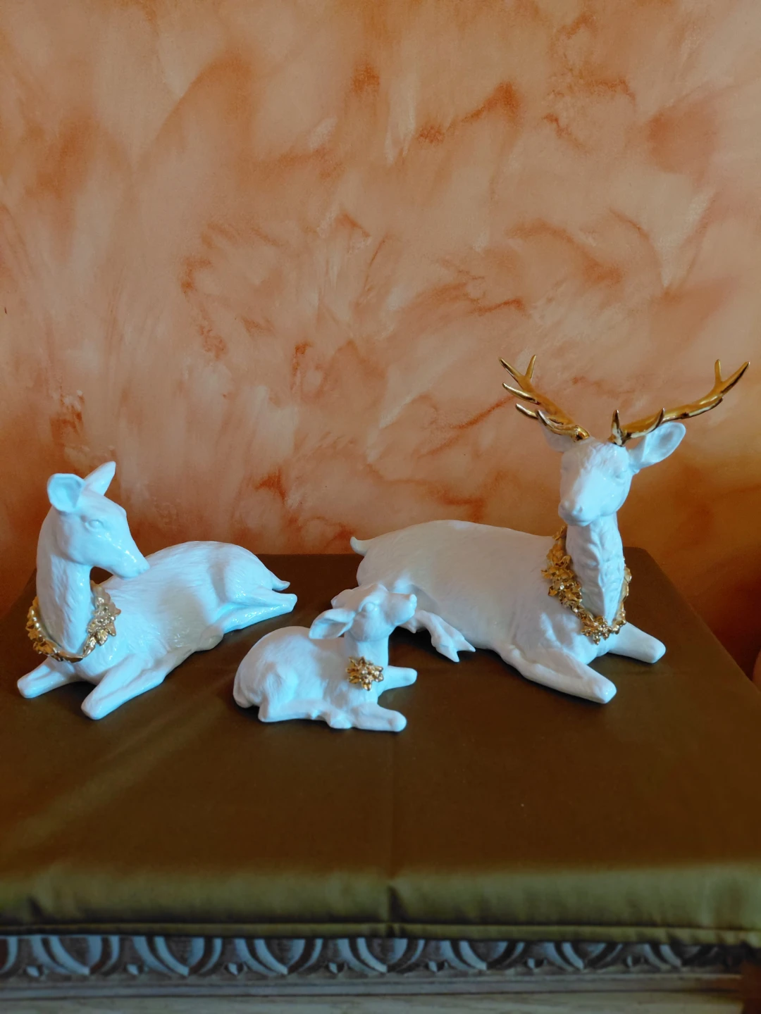 Set of 3 White Ceramic Deer Figurines with Gold Accents - photo 3