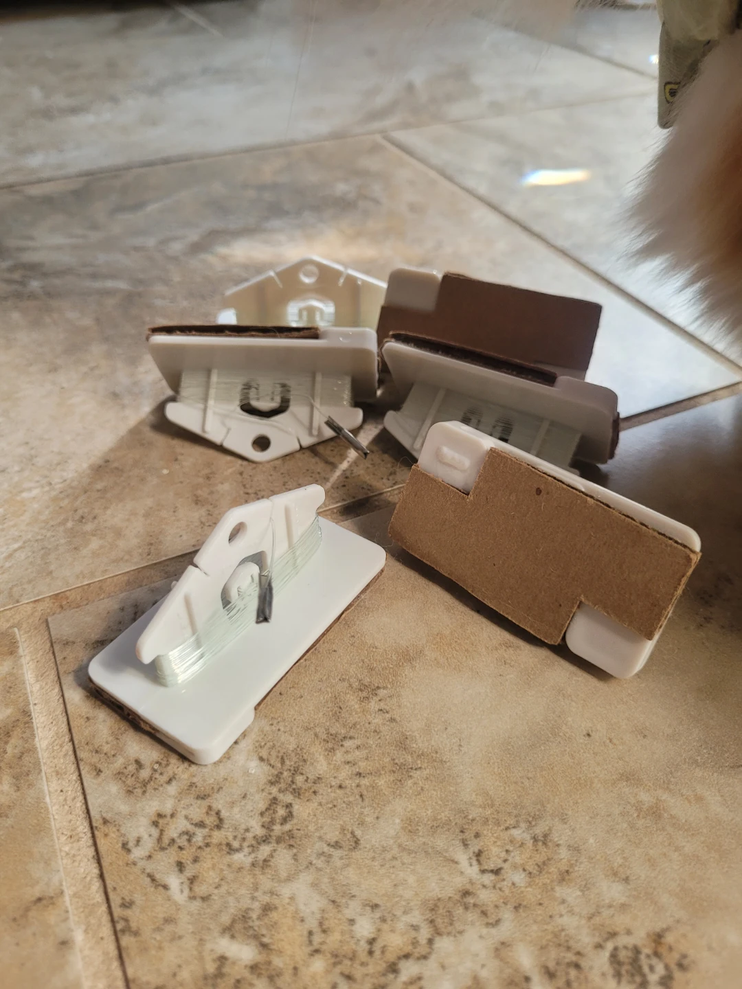FFR Merchandising Sign Holder Brackets