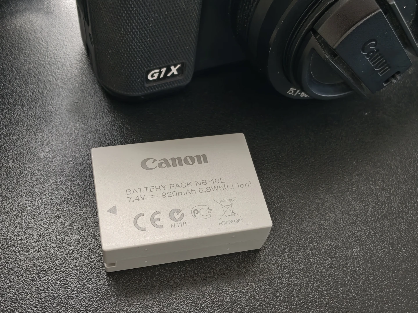 Canon PowerShot G1 X Digital Camera with Case + Batteries - photo 5