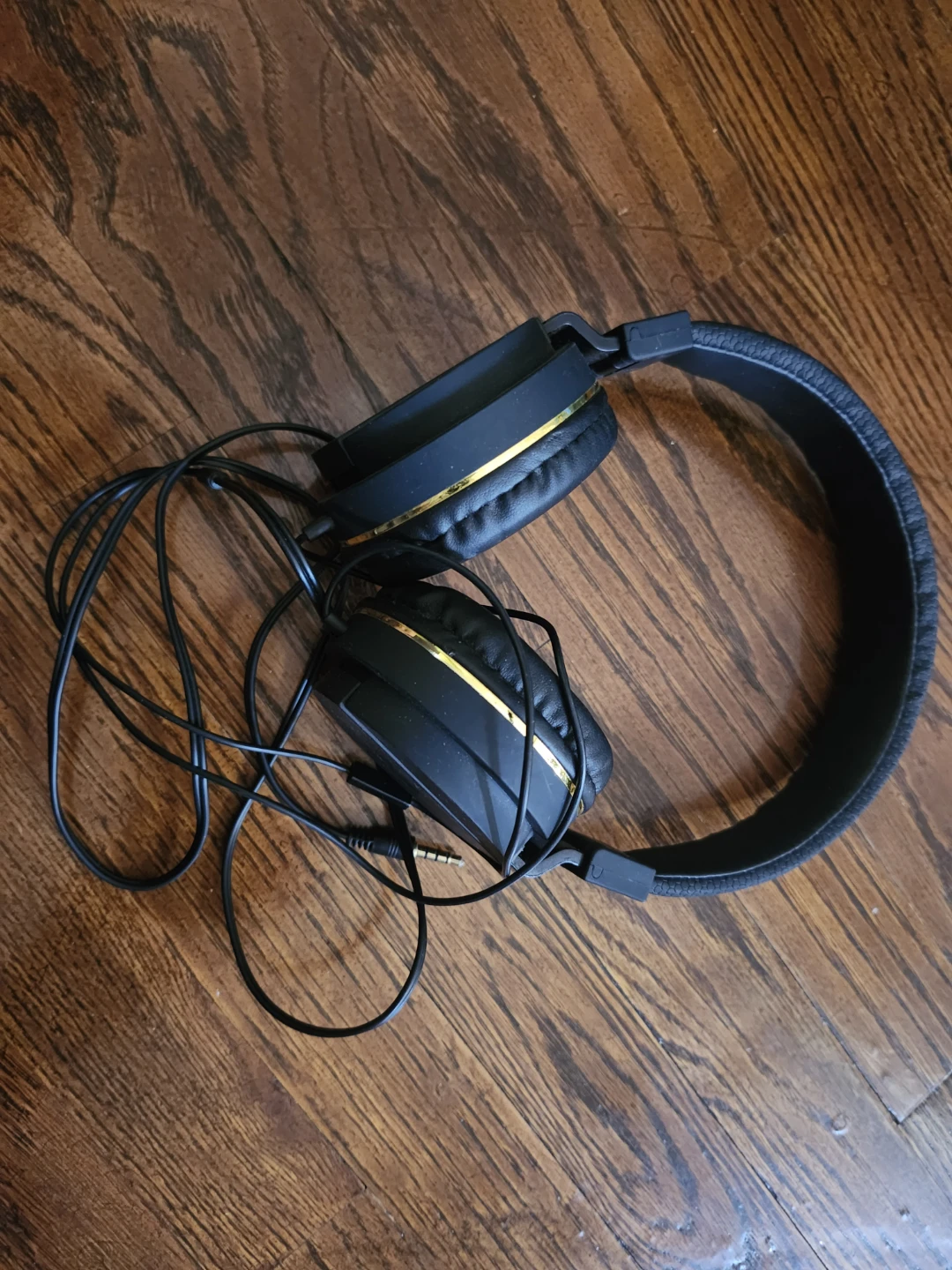 Black Over-Ear Headphones with Gold Accents - photo 2