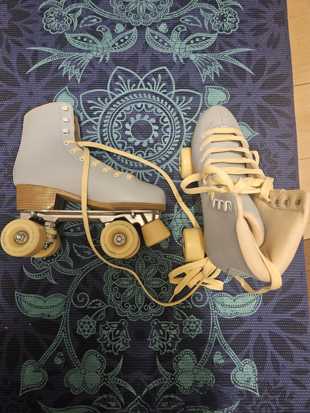 Impala Roller Skates - Light Blue/Yellow