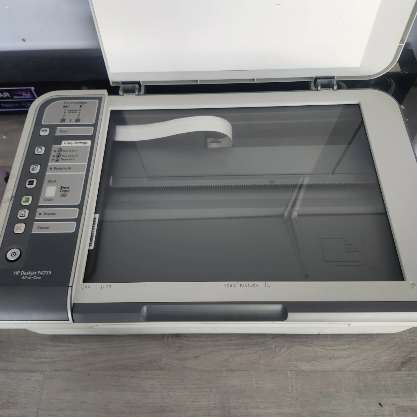 HP Deskjet F4235 All-in-One Printer - photo 4