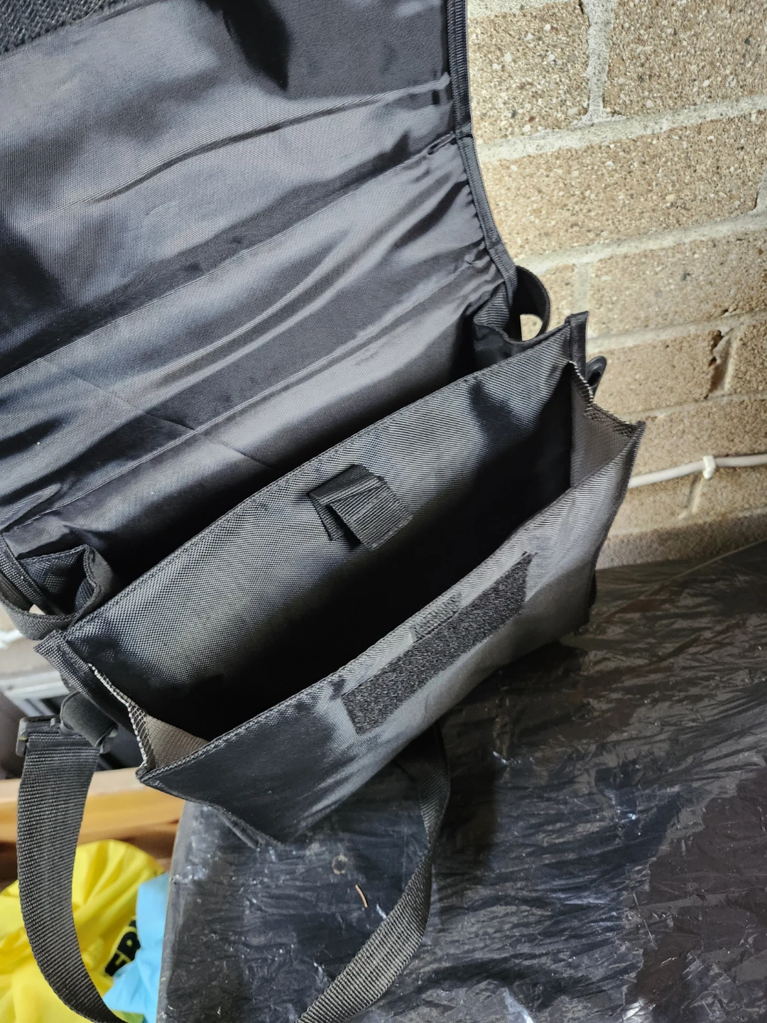 Black Messenger Bag - photo 3