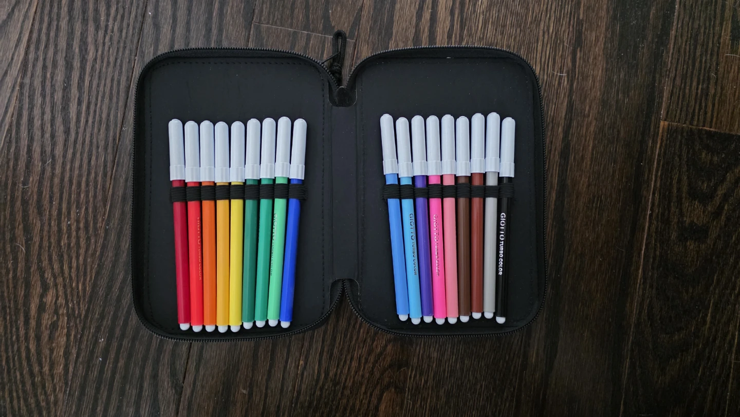 Large pencil case with layers