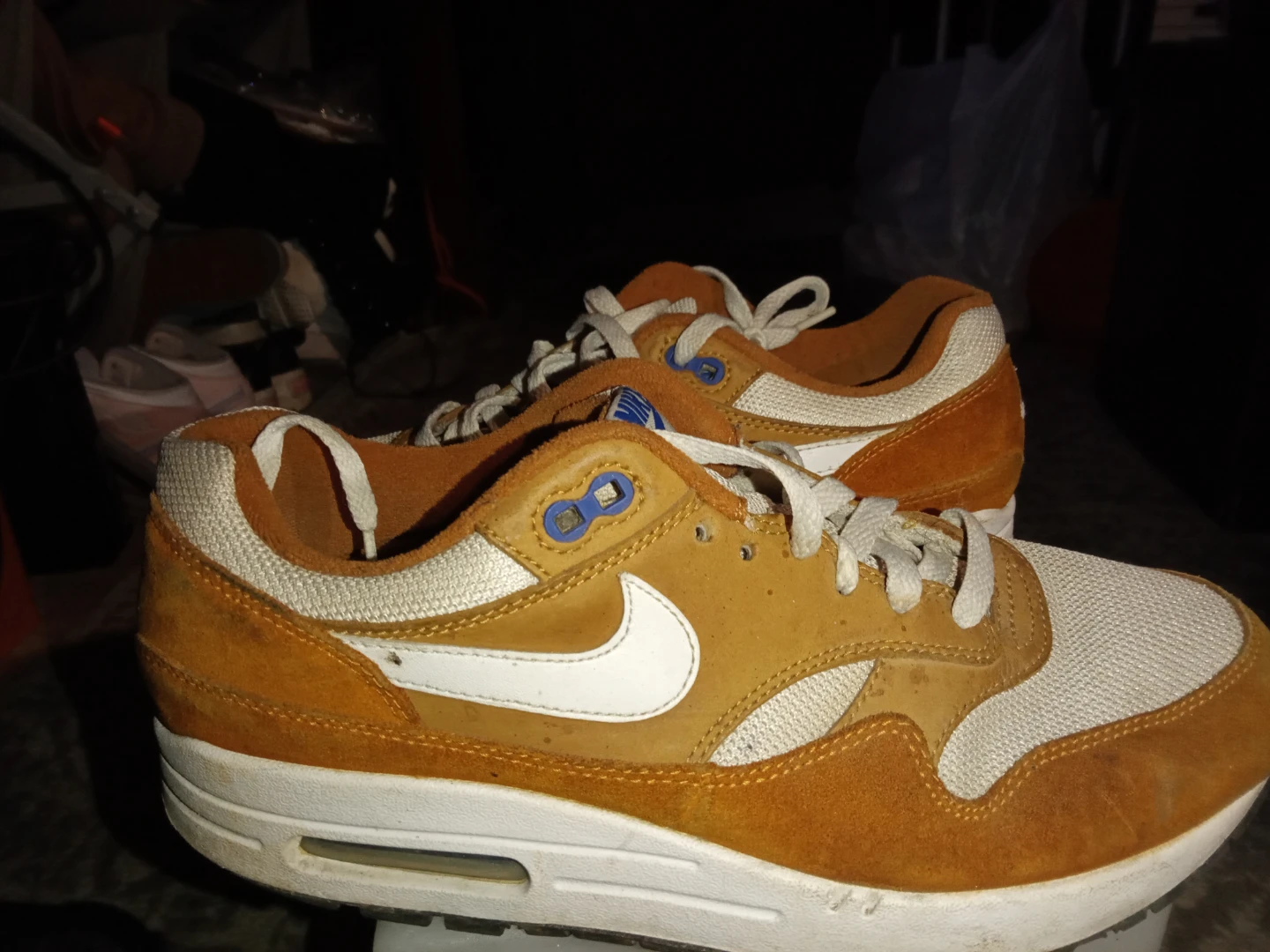 Nike Air Max 1 Sneakers - Brown/White