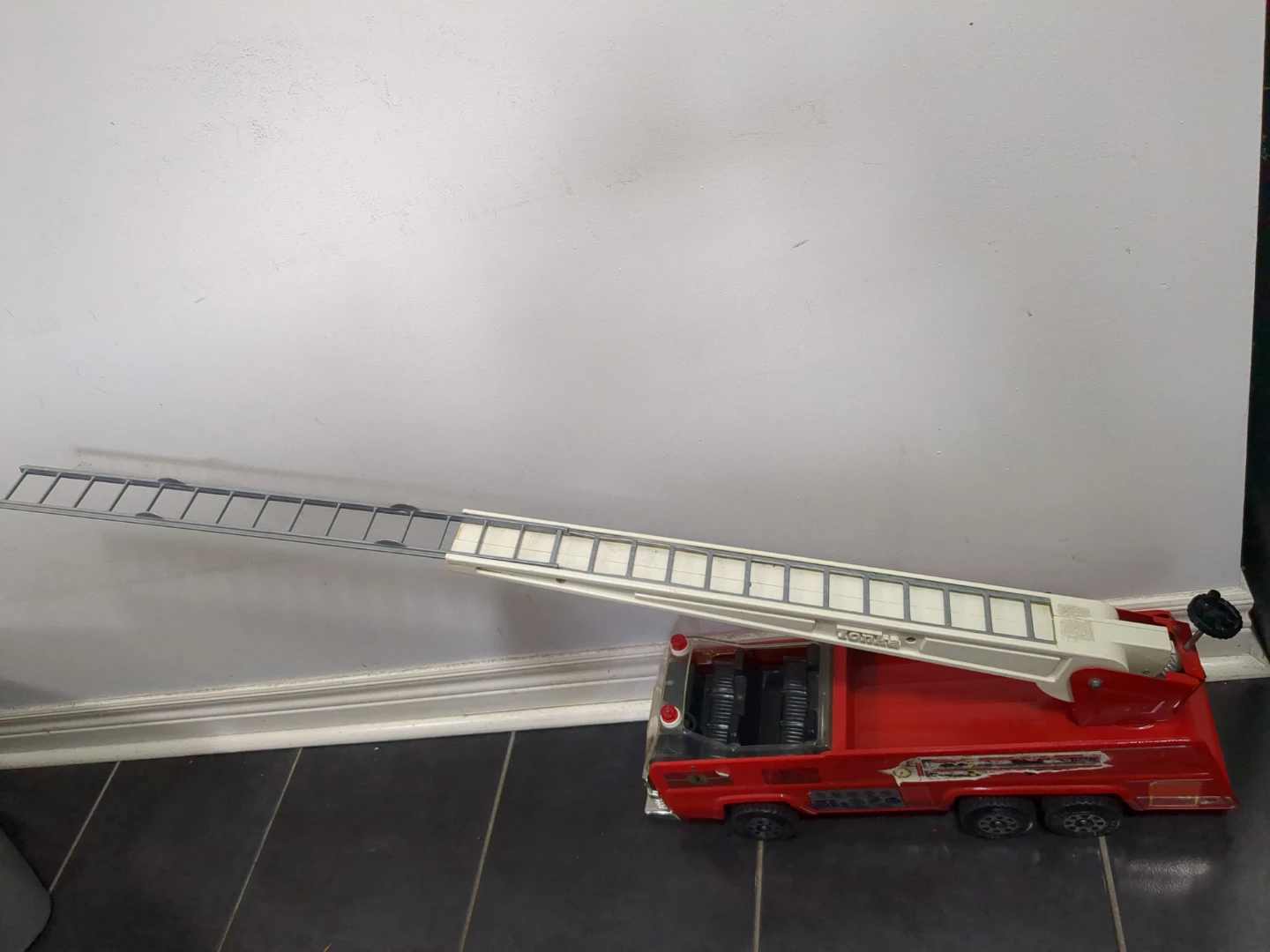 Tonka Fire Truck Ladder Toy - photo 3
