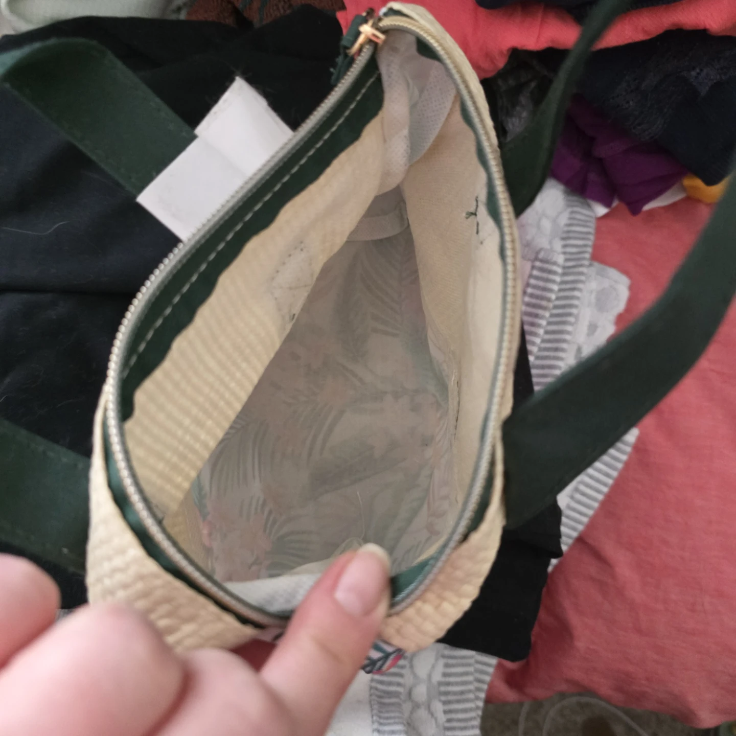 Small Straw-like Tote Bag - photo 3