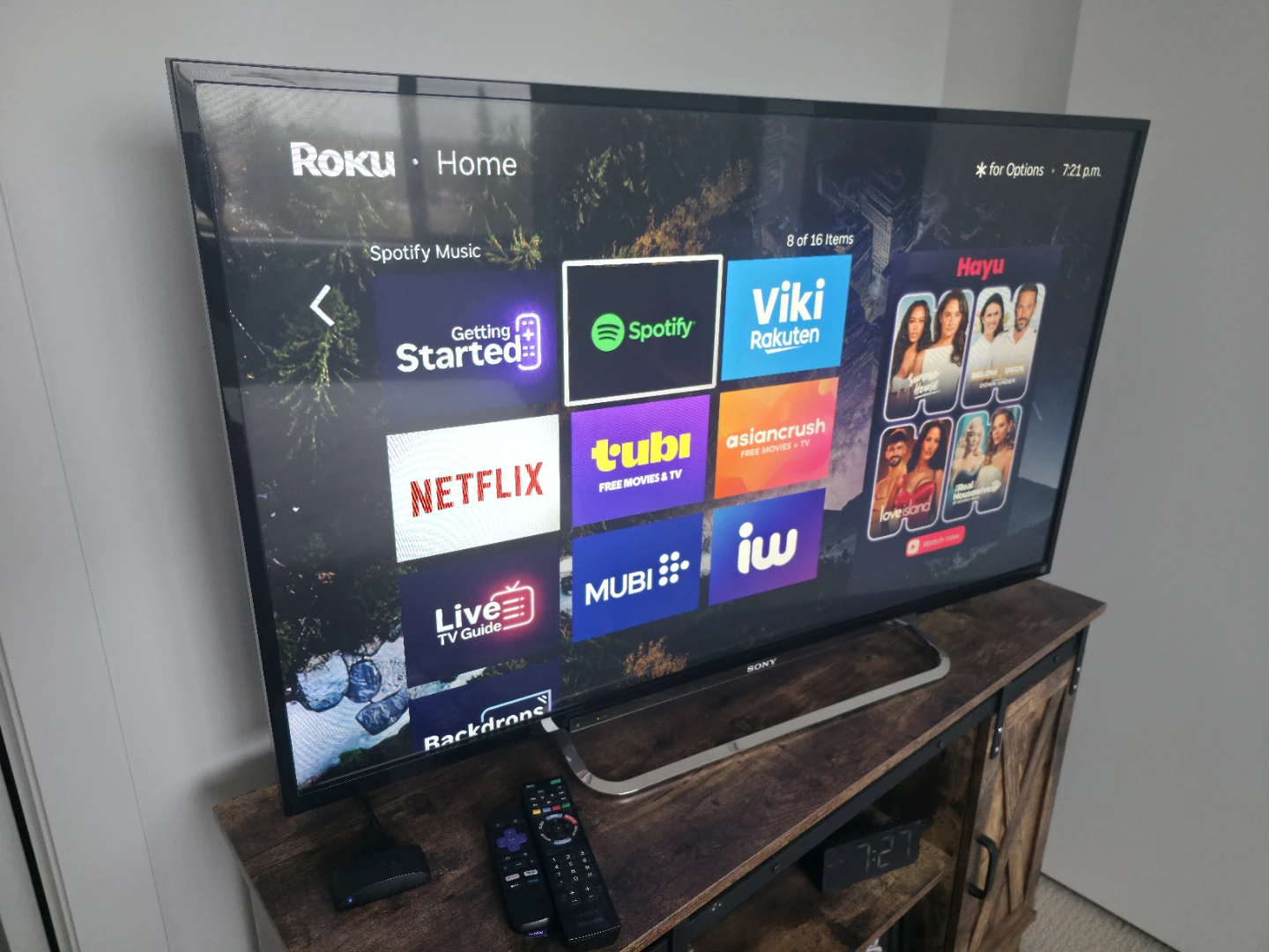 Sony 50" Smart TV with Roku