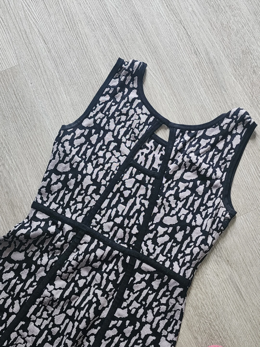 Carmen Marc Bodycon Dress - photo 2