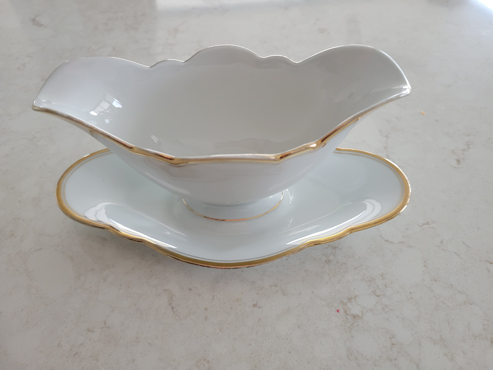 Mixed Dinner Sets of Bavarian Porcelain - photo 2
