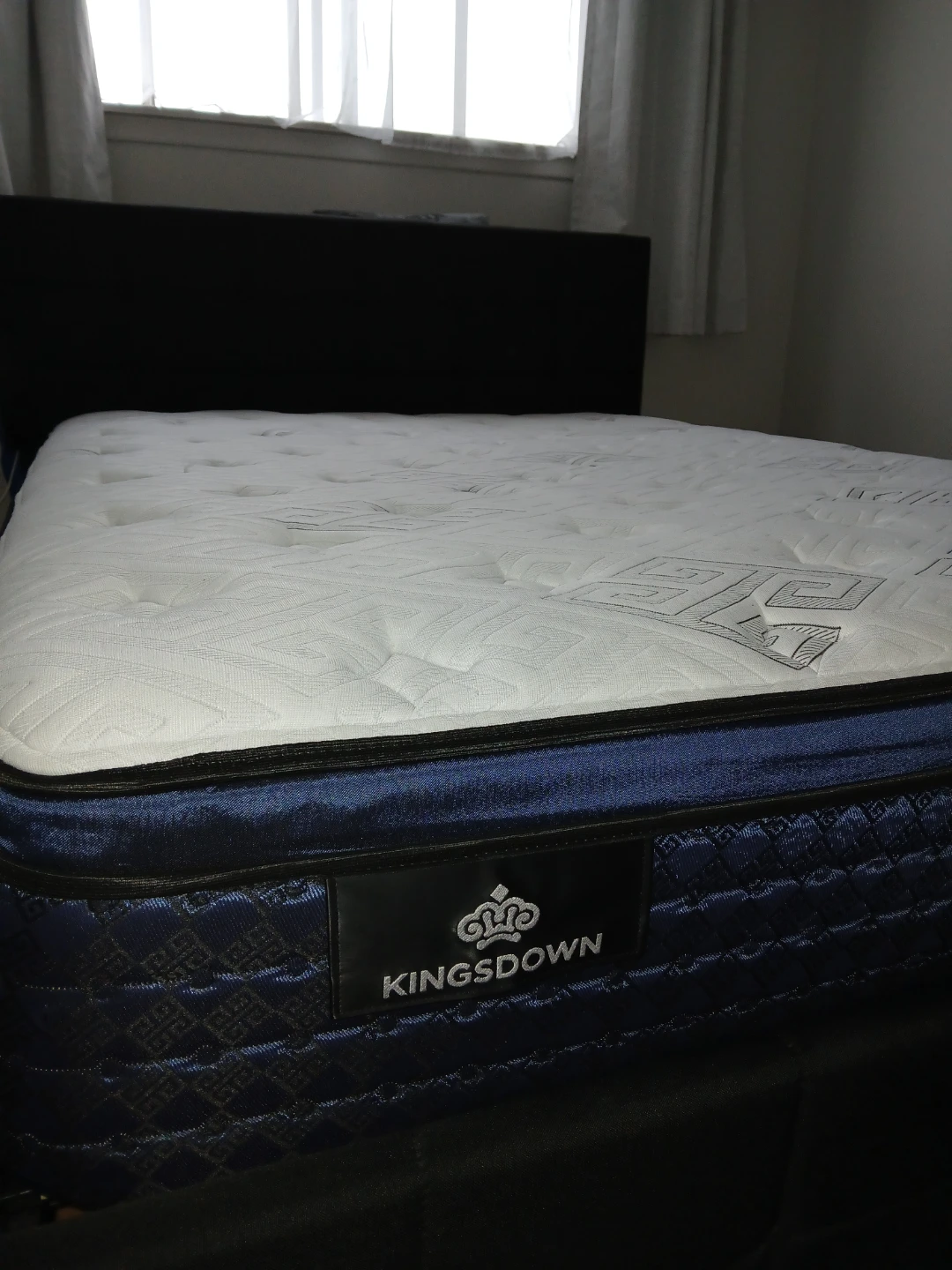KINGSDOWN QUEEN MATTRESS — MUST GO THIS WEEK ⚡ - photo 2
