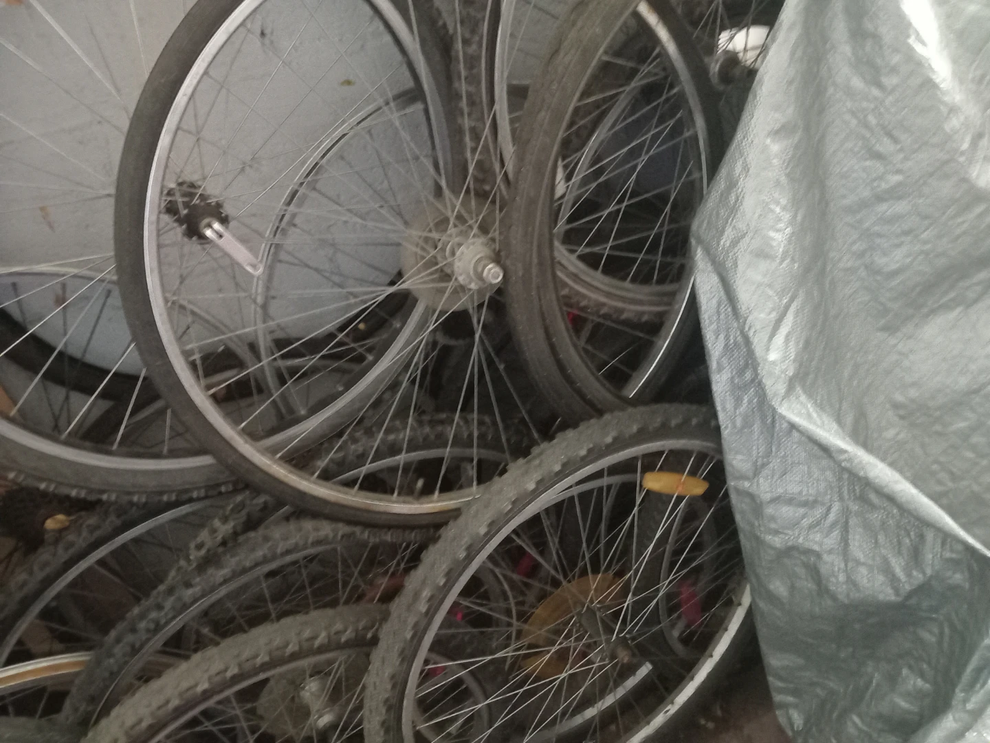 Lot of bike rims all sizes - photo 3