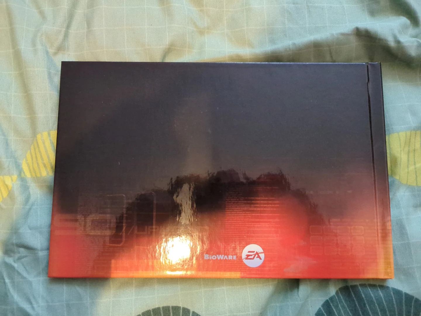 Mass Effect 2 Art Book (Collector's) - photo 2
