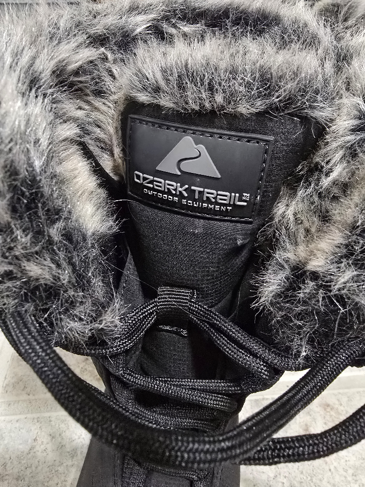 Ozark Trail Black Faux Fur Lined Snow Boots - photo 2