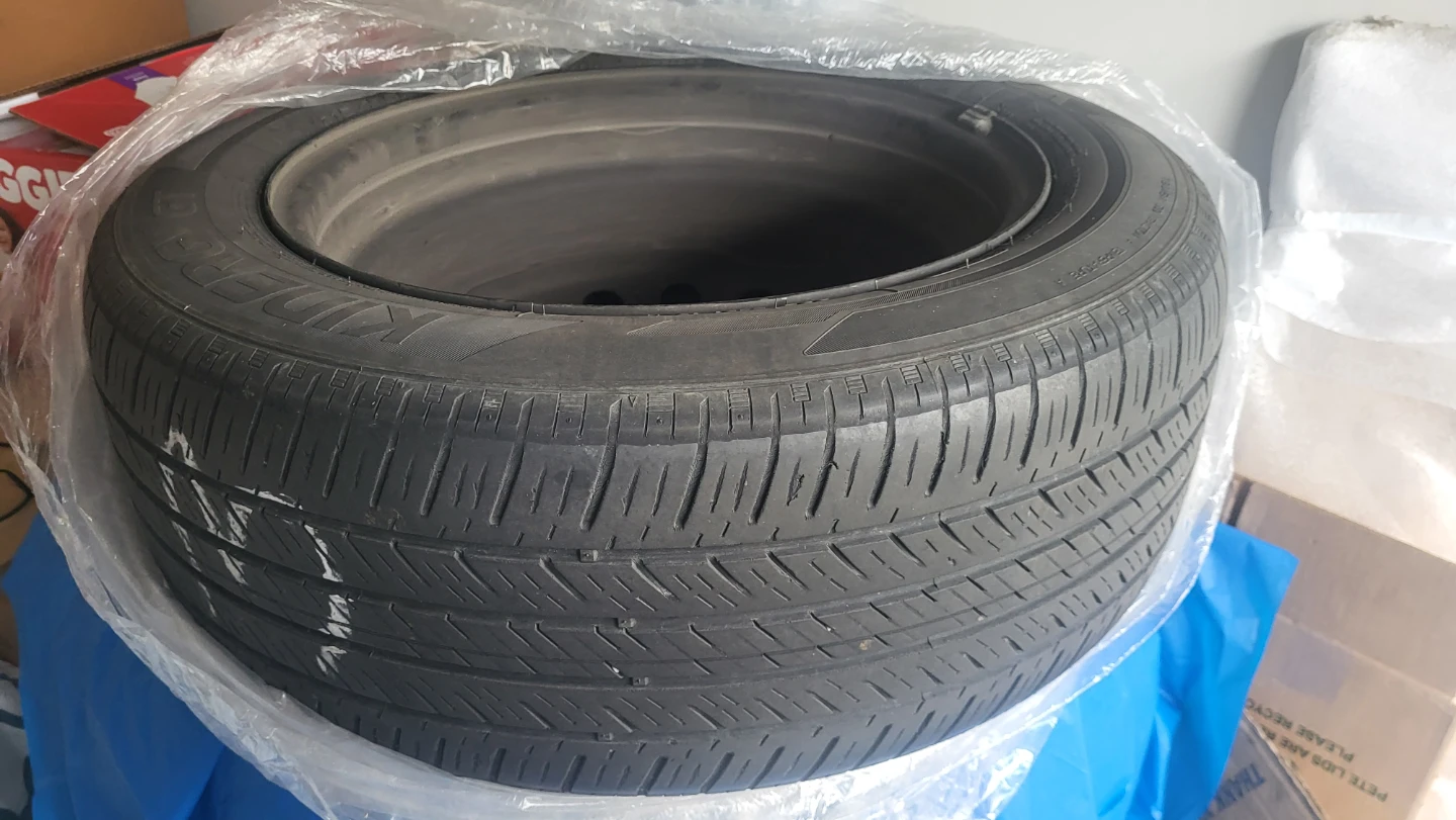 All season tires Hankook 215/55R16 93H - photo 2