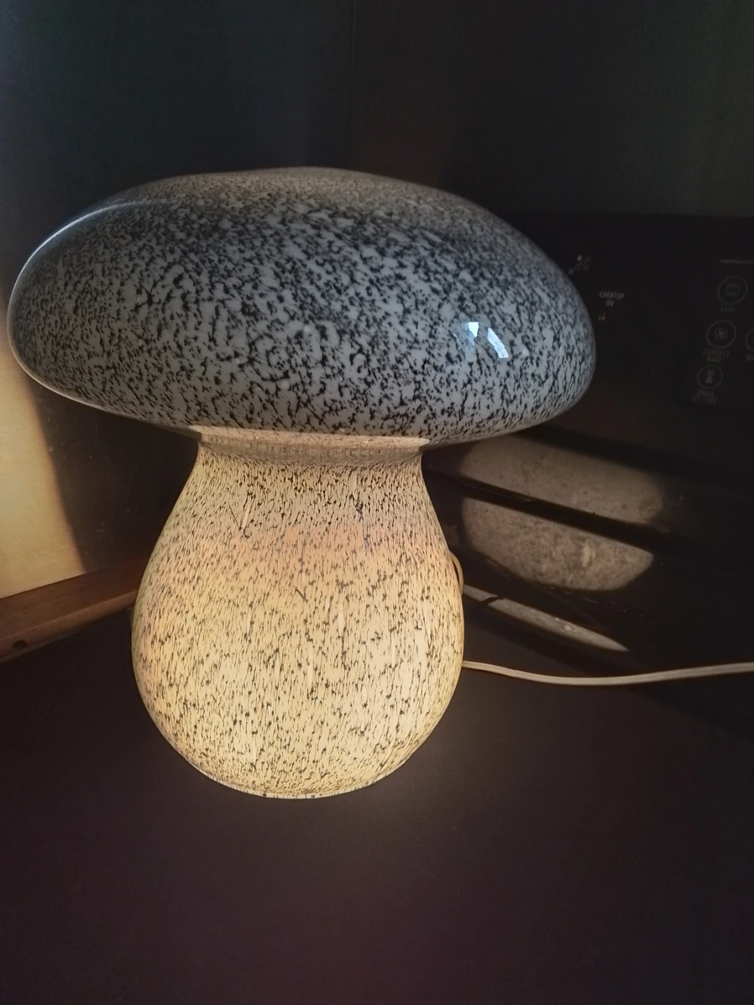 Vintage Murano Art Glass Mushroom Lamp 10.5 "D & 11.25 "H