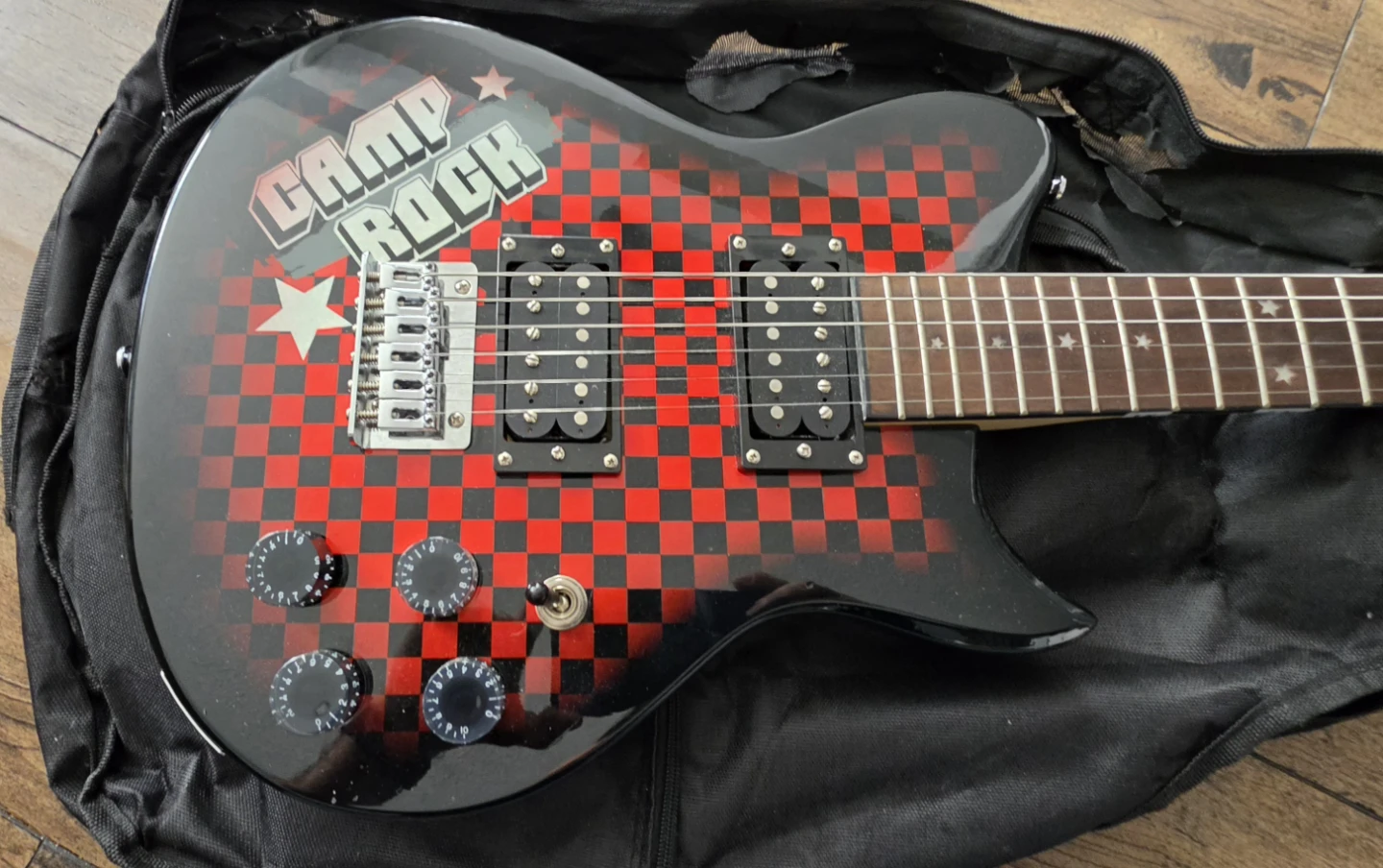 Disney by Washburn Camp Rock Electric Guitar (kids) - photo 2