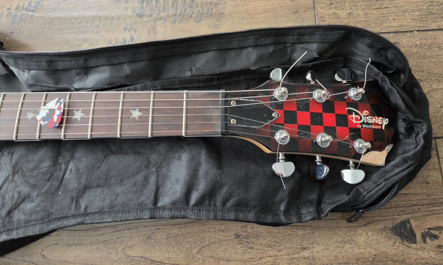 Disney by Washburn Camp Rock Electric Guitar (kids) - photo 3