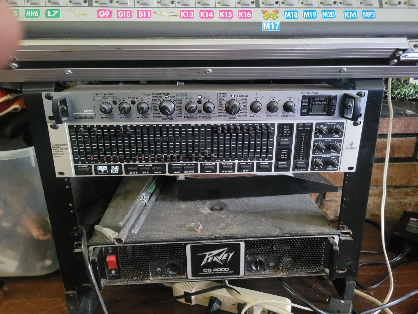 LC Electronic Ultragraph DEQ1024 Digital Equalizer
